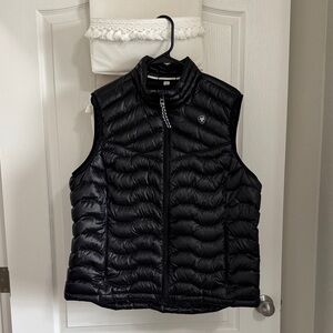 Ariat Black Puffer Vest